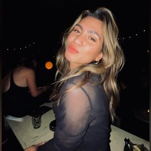 Meet your Posher, Ariana